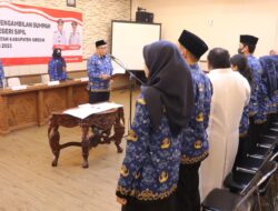 Ditempatkan di Kabupaten Gresik, 26 PNS PKN STAN Dilakukan Pengambilan Sumpah Jabatan