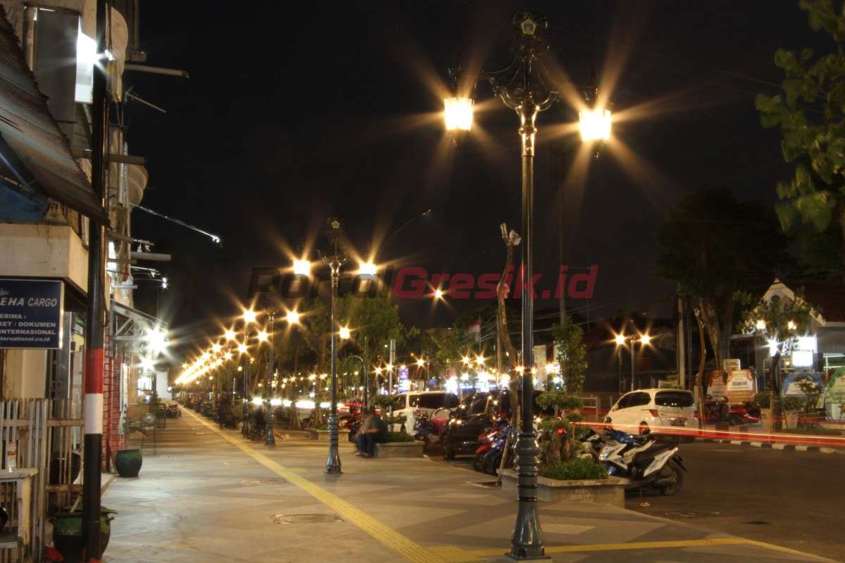 Kawasan Bandar Grisse di Jalan Basuki Rahmad, Bedilan Kebungson, Kabupaten Gresik