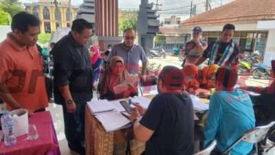 Bekerjasama Dengan Disdukcapil, Pemerintah Kecamatan Dukun Gelar Pelayanan Jemput Bola Dokumen Adminduk