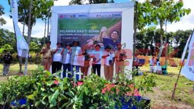 Lakukan Konservasi Lingkungan, PTPN Jatim dan KAI Tanam 2.500 Pohon di Area Kebun Jatirono Banyuwangi