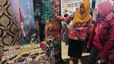 Terinspirasi Giat Festival Raksasa KWG, Owner Batik Gajah Mungkur Akan Buat Batik Motif Tumpeng Nasi Krawu