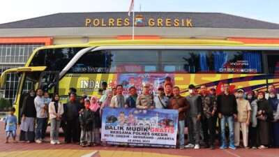 Berikan Pelayanan Prima Kepada Masyarakat, Polres Gresik Berangkatkan 4 Bus Balik Mudik Tujuan Semarang Dan Jakarta