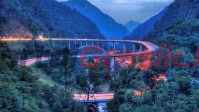 Jembatan Kelok Sembilan, Payakumbuh, Sumatra Barat, dibangun menggunakan produk dari SIG.