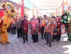 Wakil Bupati Gresik Ajak Jaga Kolaborasi dan Toleransi Keberagaman Saat Hadiri HUT Ke-870 Klenteng Kim Hin Kiong