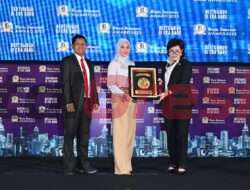Pertahankan Kinerja Positif Selama Tiga Tahun Berturut-turut, SIG Raih Bisnis Indonesia Award 2023