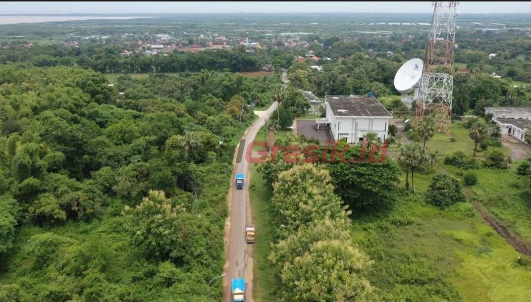 ruas Jalan Sekapuk - Banyuurip dengan panjang 2.500 meter.