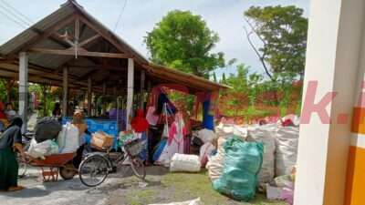 Peran Bank Sampah Sumber Rejeki Dalam Menunjang Desa Babaksari Dukun Gresik