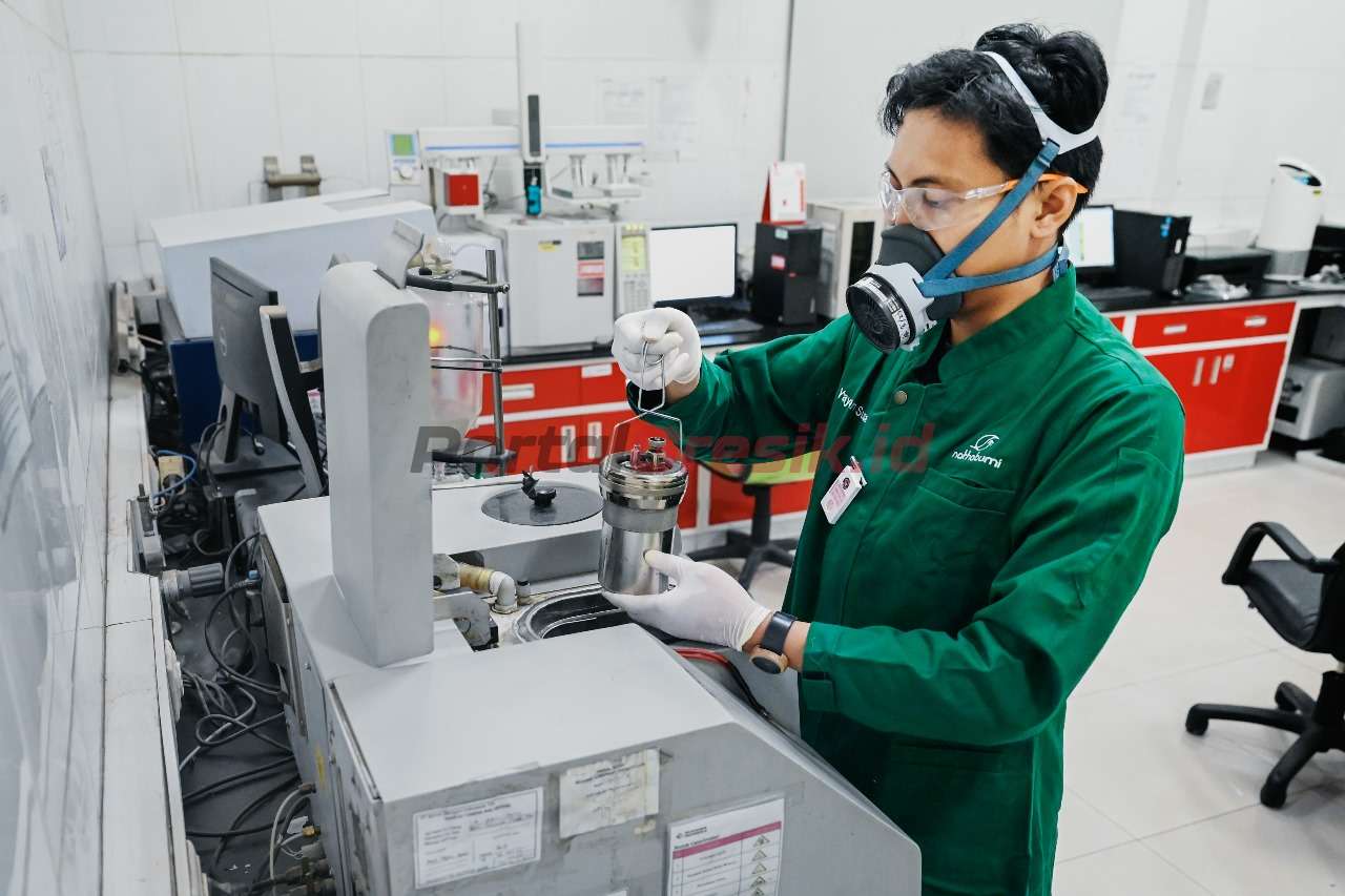 Nathabumi memiliki sistem pengelolaan limbah dan laboratorium analisa limbah yang telah bersertifikat ISO 17025 di Pabrik Narogong, Jawa Barat.