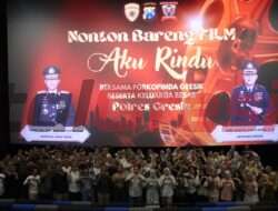 Peringati Hari Kesatuan Gerak Bayangkari, Keluarga Besar Polres Gresik Gelar Nobar Film Aku Rindu