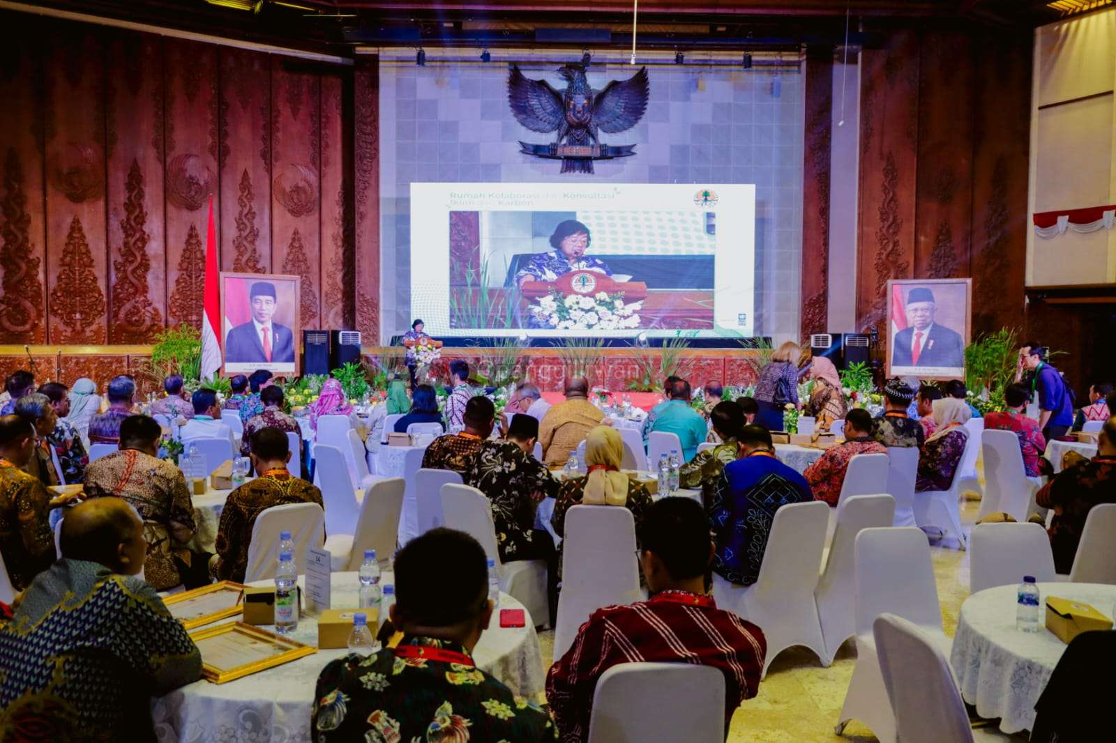 Gelaran pemberian penghargaan Program Kampung Iklim (Proklim) dari Kementerian Lingkungan Hidup dan Kehutanan (KLHK) RI tahun 2023.