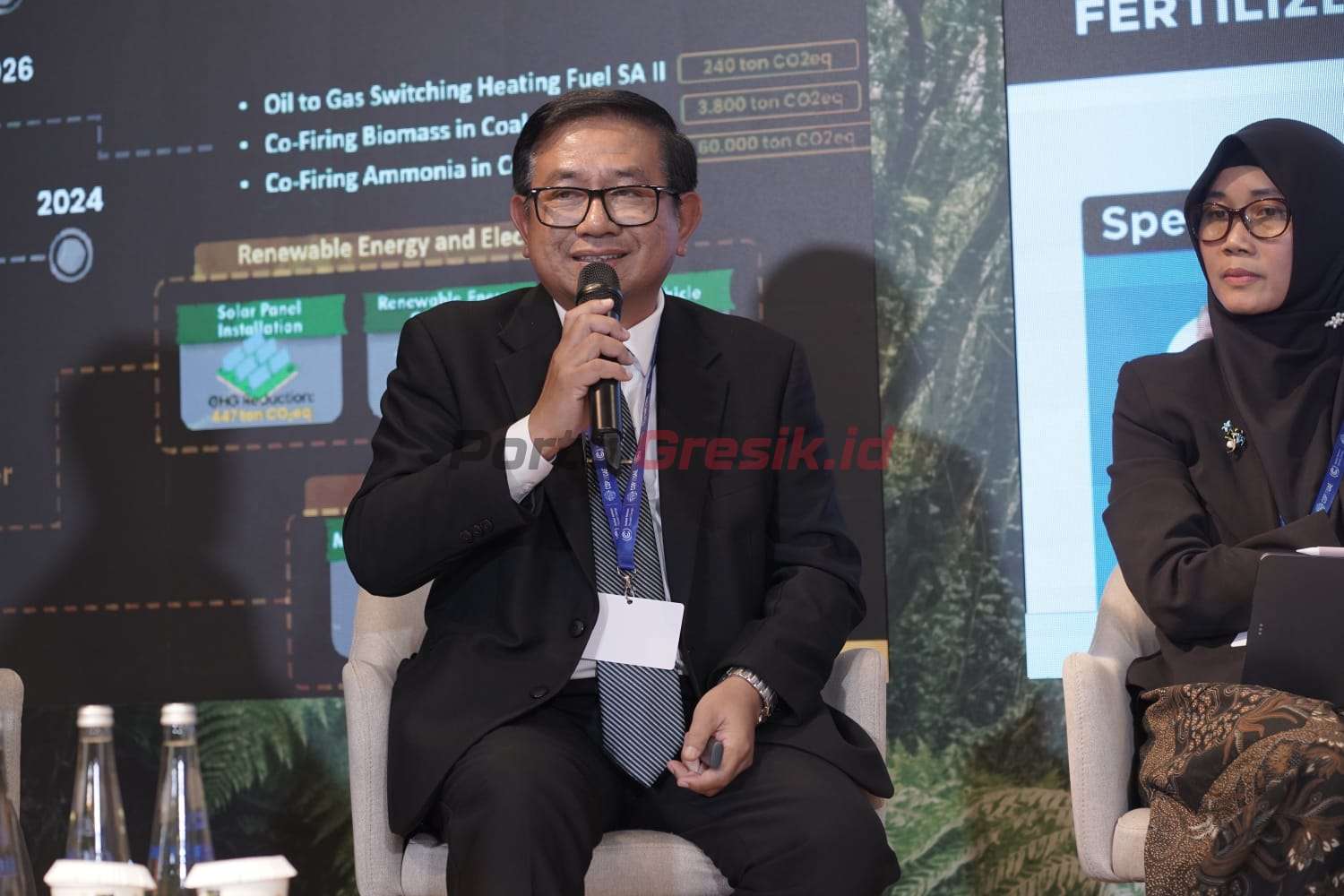 Dirut PG, Dwi Satriyo Annurogo saat memaparkan materi pada Pavilion Indonesia Talk Session pada COP28 2023 di Dubai