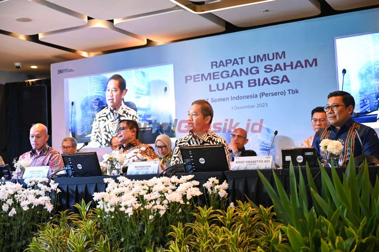 SIG menyelenggarakan Rapat Umum Pemegang Saham Luar Biasa (RUPSLB) 2023, di Jakarta, Jumat (1/12/2023).