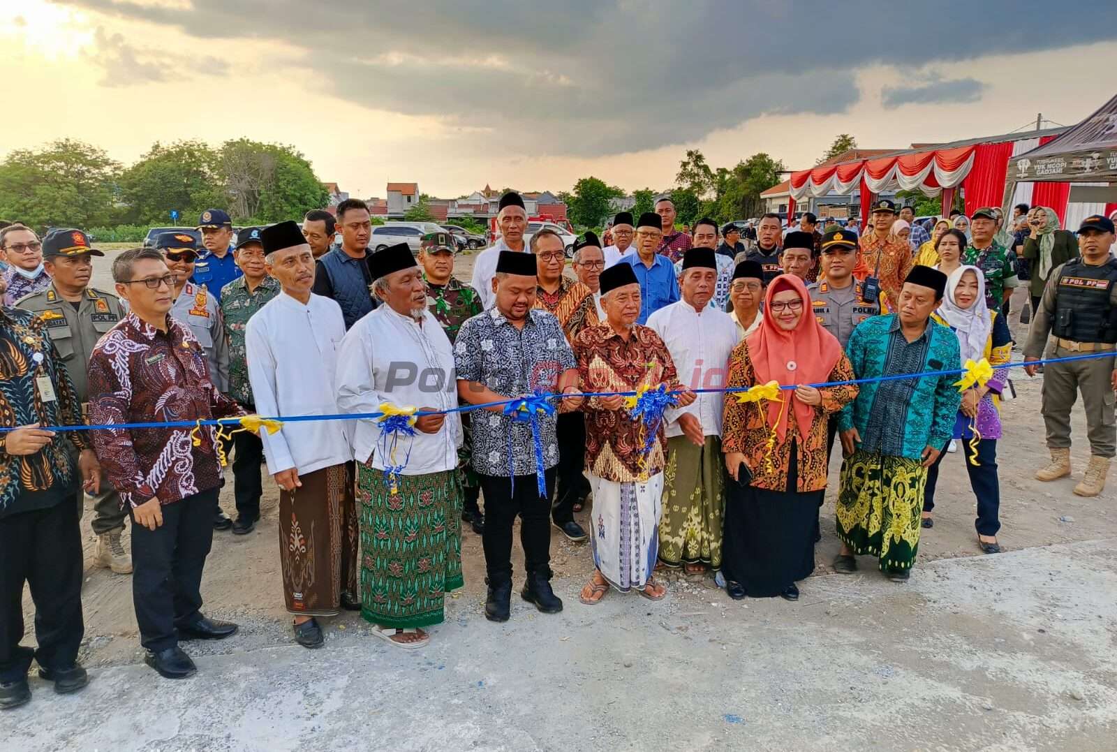 Peresmian Kantong parkir yang berada di Desa Ngawen Kecamatan Sidayu tersebut diresmikan Bupati Gresik Fandi Akhmad Yani, Jum'at (12/1/2024).