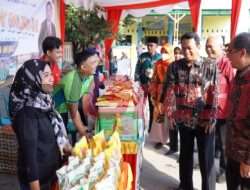 Stabilkan Harga di Tengah Inflasi, Pemerintah Provinsi Jatim dan Pemerintah Kabupaten Gresik Gelar Bazar Pangan Murah