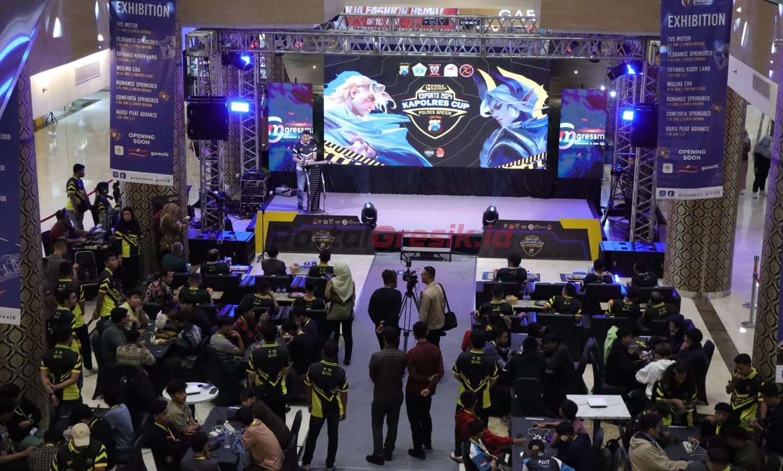 Dalam rangka memperingati Hari Bhayangkara yang ke 78, Polres Gresik sukses menggelar turnamen esport bergengsi, "Kapolres Cup Esport 2024".