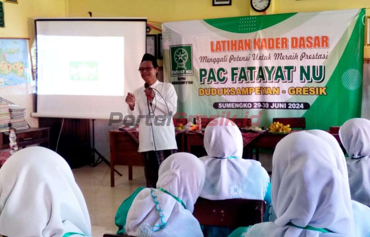PAC Fatayat NU Kecamatan Duduksampeyan, Gresik menggelar latihan kader dasar (LKD) selama dua hari 29- 30 Juni 2024.