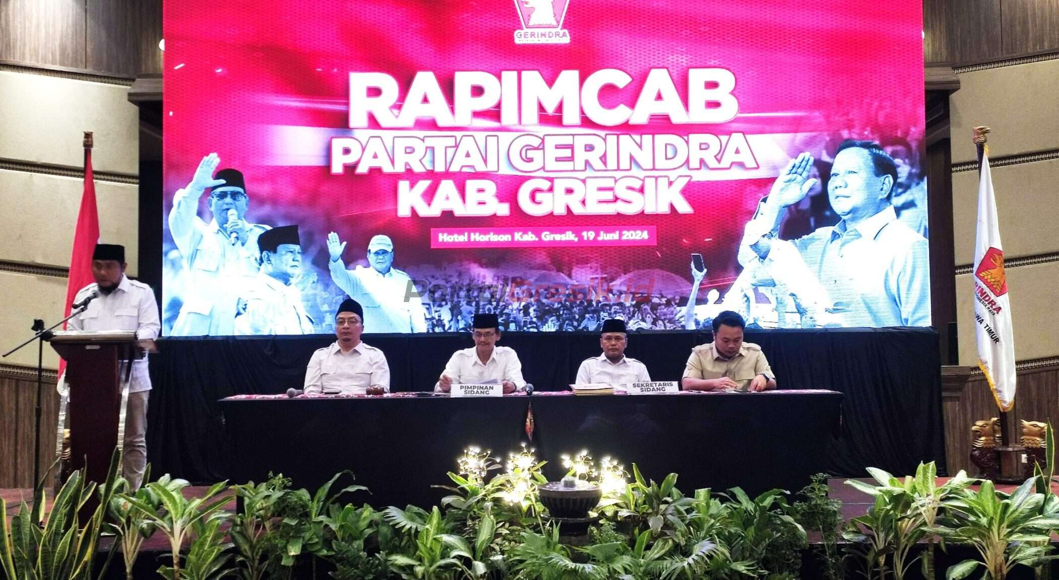 Rapat pimpinan cabang (Rapimcab) Partai Gerindra Gresik yang dihadiri Ketua DPD Gerindra Jatim, Anwar Sadad, Rabu (19/6/2024).