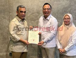 Ditunjuk Langsung oleh Presiden Terpilih Prabowo Subianto, Bacabup Gresik dr. Alif Resmi Dapat Surat Tugas dari Gerindra