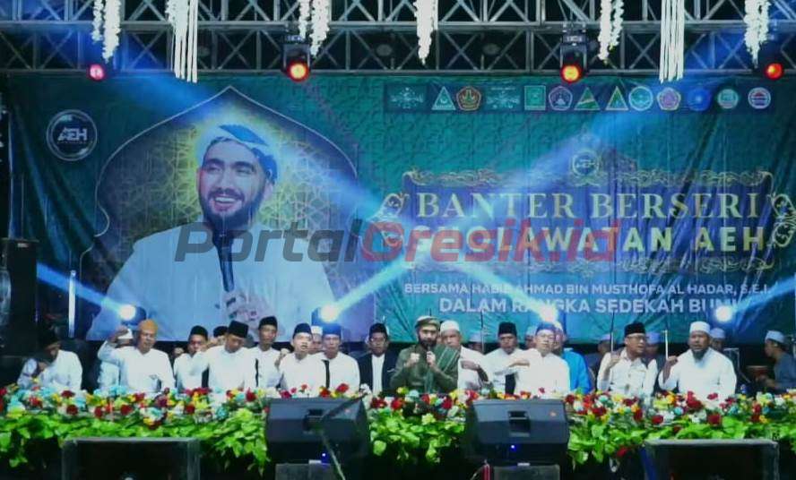 Kegiatan Sedekah Bumi Dusun Banter menggelar 'Banter Berseri Sholawatan Aeh' di lapangan Desa