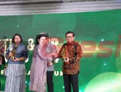 Program TJSL Petrokimia Gresik Raih Penghargaan Platinum Award di Ajang “4th TJSL dan CSR Award 2024”