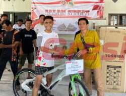 Jalan Sehat Pemdes Gumeng Peringati Hari Kemerdekaan Berjalan Meriah, Hadiah Mencapai Belasan Juta Rupiah