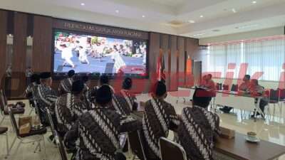 Polres Gresik menggelar upacara digelar di rupatama SAR secara zoom yang diikuti oleh Purnawirawan Polri dan PJU Polres Gresik