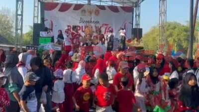 Total Hadiah Puluhan Juta Disediakan Pemdes Banyuurip, Kedamean Pada Giat Jalan Sehat Bareng Warganya