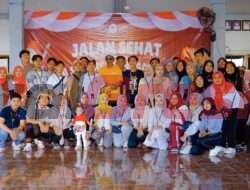 Semangat HUT RI, Pemdes Sukorejo Bungah Rangkul Kartar Jobuger Gelar Jalan Sehat Kemerdekaan