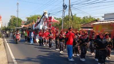 Karnaval Budaya Ala Desa Tanjung Kedamean, Digelar Full Atribut Nusantara