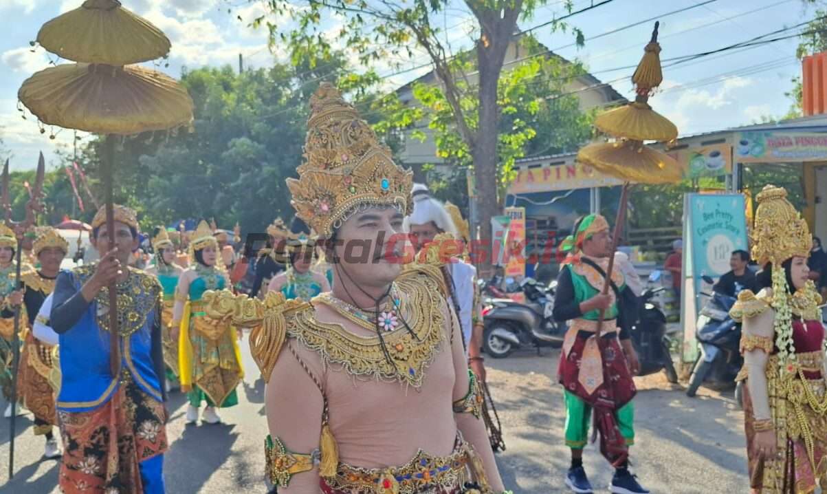 Karnaval Budaya peringati HUT RI ke 79, yang digelar oleh Pemerintah Desa Balongpanggang, Kecamatan Balongpanggang