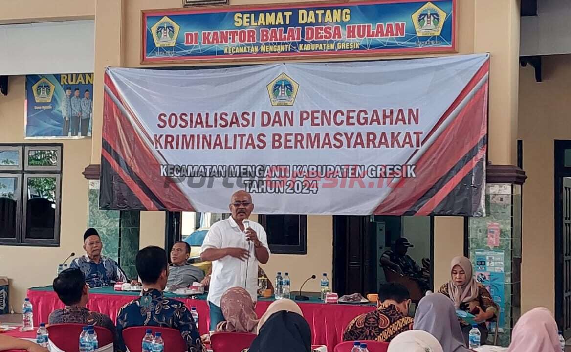 Bimbingan teknis (bimtek) untuk kepala desa (kades) beserta perangkat dan BPD se-Kecamatan Menganti bertempat di balai Desa Hulaan, Selasa (27/08/2024).