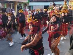 Kirab Budaya di Gelaran Sedekah Bumi, Pemdes Pandanan Hadirkan Ultramen dan Mbah Dukun