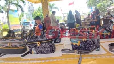 Hasil Produk Tas berbahan kain Batik