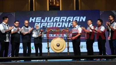 Petrokimia Gresik dan Pupuk Indonesia Fasilitasi Regenerasi Atlet Angkat Besi melalui Kejurnas 2024