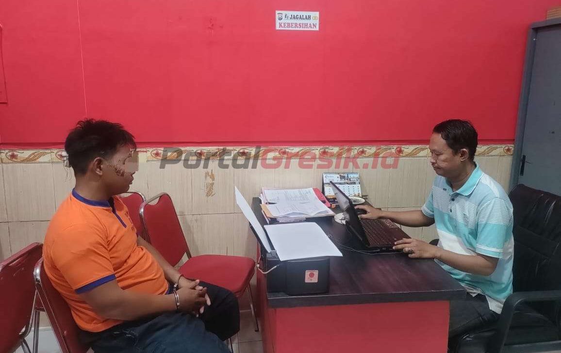 Pelaku maling aki saat diamankan di Polsek Menganti(10/23/24)