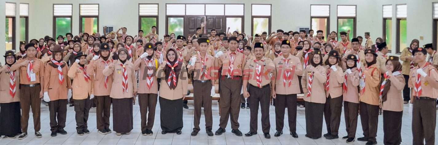 Bupati Gresik Aminatun Habibah membuka kegiatan Pramuka Berkebutuhan Khusus (PBK)