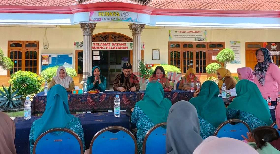 Salah satu titik kunjungan adalah Desa Karangandong, Kecamatan Driyorejo, Senin (28/10/2024)