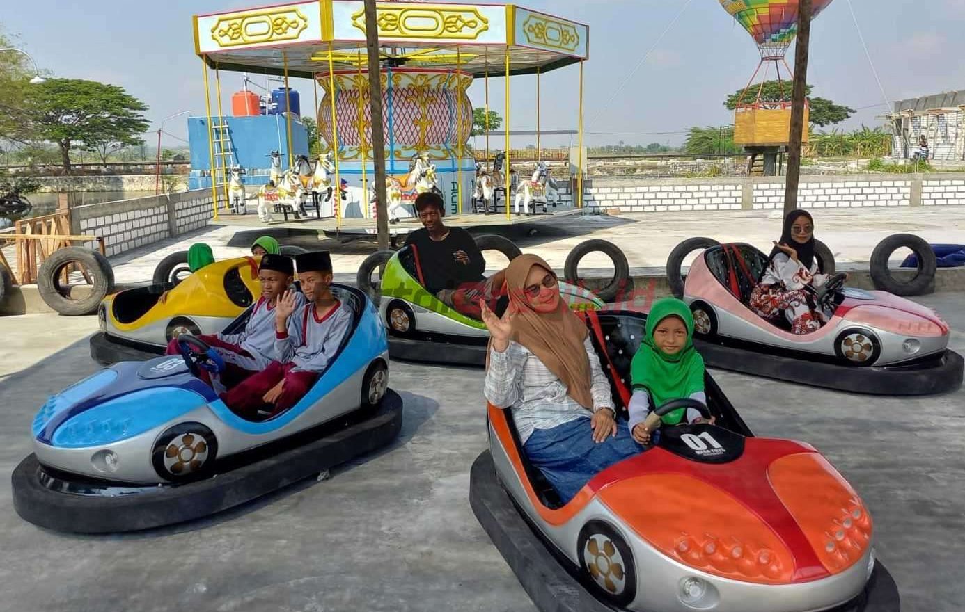 Wisata Twin Lake Desa Kemangi, Kecamatan Bungah, Kabupaten Gresik, Jawa Timur