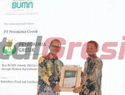 Petrokimia Gresik Raih Indonesia Best BUMN Awards 2024 atas Inovasi dan Program Pemberdayaan Petani