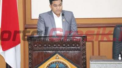 ketua dprd kabupaten Gresik Syahrul Munir