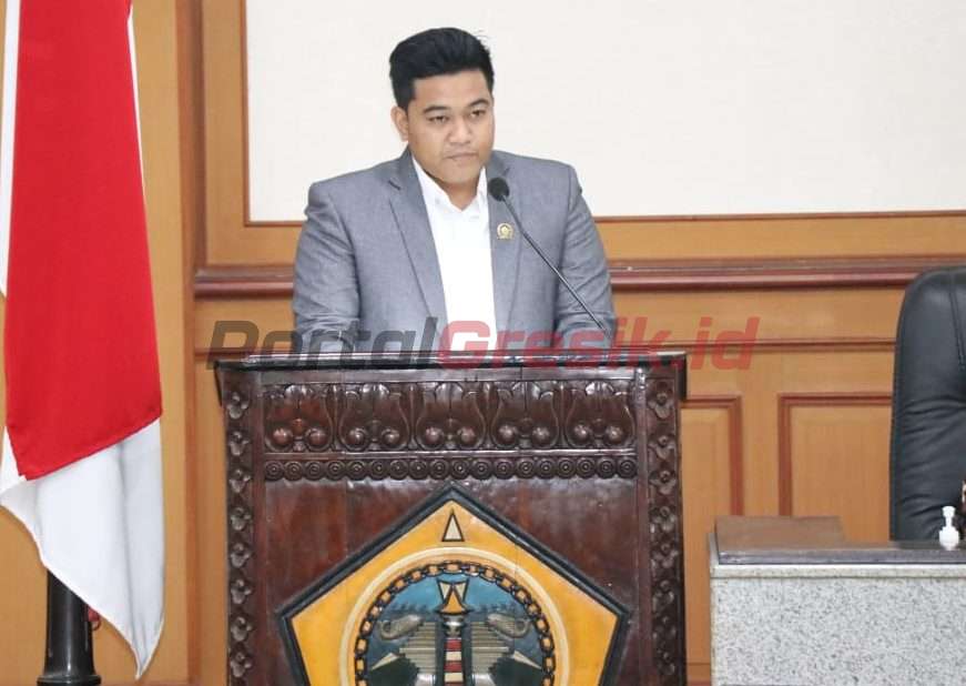 ketua dprd kabupaten Gresik Syahrul Munir