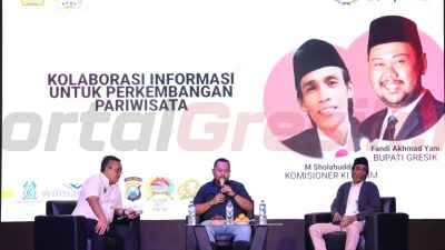 Ninik Asrukin Kepala Dinas Kominfo Gresik, Saifuddin Ghozali Kepala Disparekrafbudpora, jajaran forkopimda lainnya, tokoh masyarakat, dan insan pers