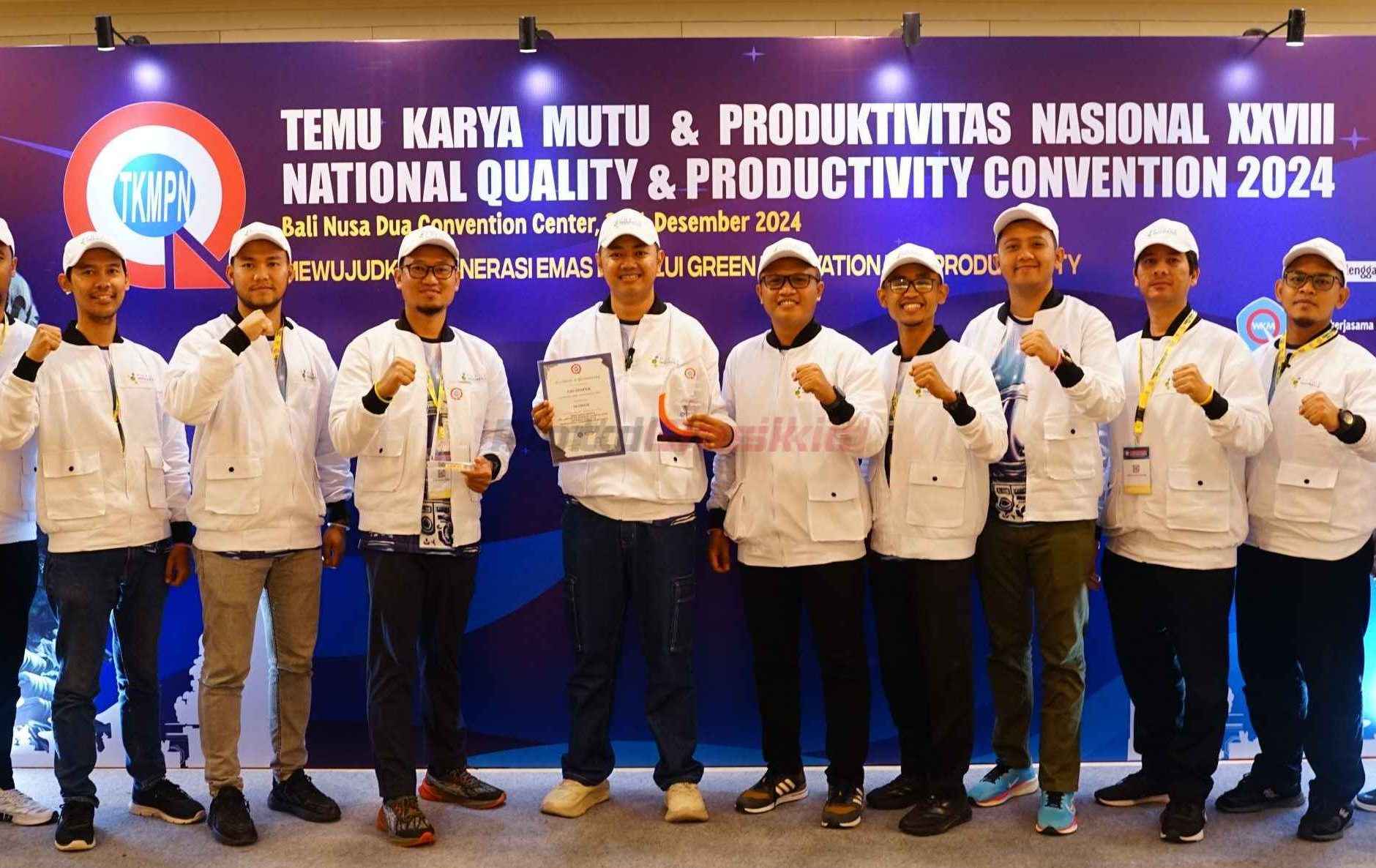 Gugus Inovasi Petrokimia Gresik, GIO ONSPEK usai menerima penghargaan Diamond, Most Favorite, dan Best Performance pada ajang TKMPN XXXVIII di Bali