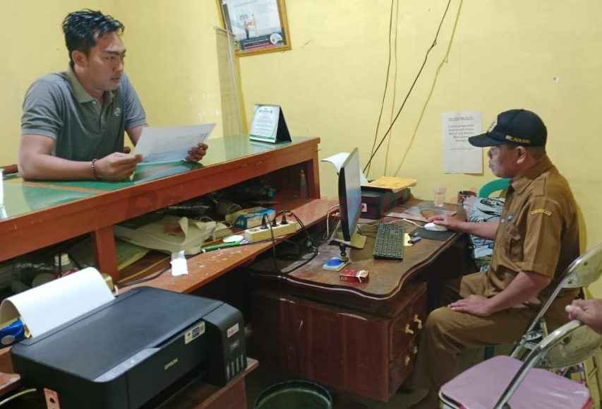 pelayanan ke masyarakat berjalan dengan baik dan optimal sebagai bentuk pengabdian pada mansyarakat," jelas Kades