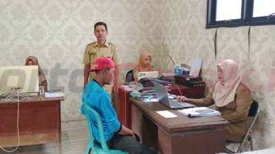 Kemajuan Desa, Kades Suto Prioritaskan Pembangunan dan Berikan Pelayanan Sepenuh Hati