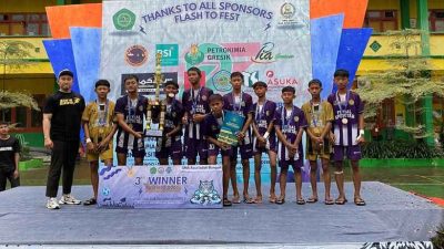 Pesantren Almiftah Modern benar-benar Pondoknya Para Juara," ungkap Pengasuh Pondok Pesantren Almiftah Modern KH Muhammad Zainuri Makruf, Senin (23/12/2024).