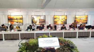 Komisi II DPRD Kab. Gresik saat mengunjungi Petrokimia Gresik