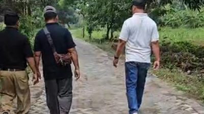Sempat Dapat Protes, Pemdes Sumput Driyorejo Langsung Lakukan Perbaikan Paving Yang Ambles dan Rusak