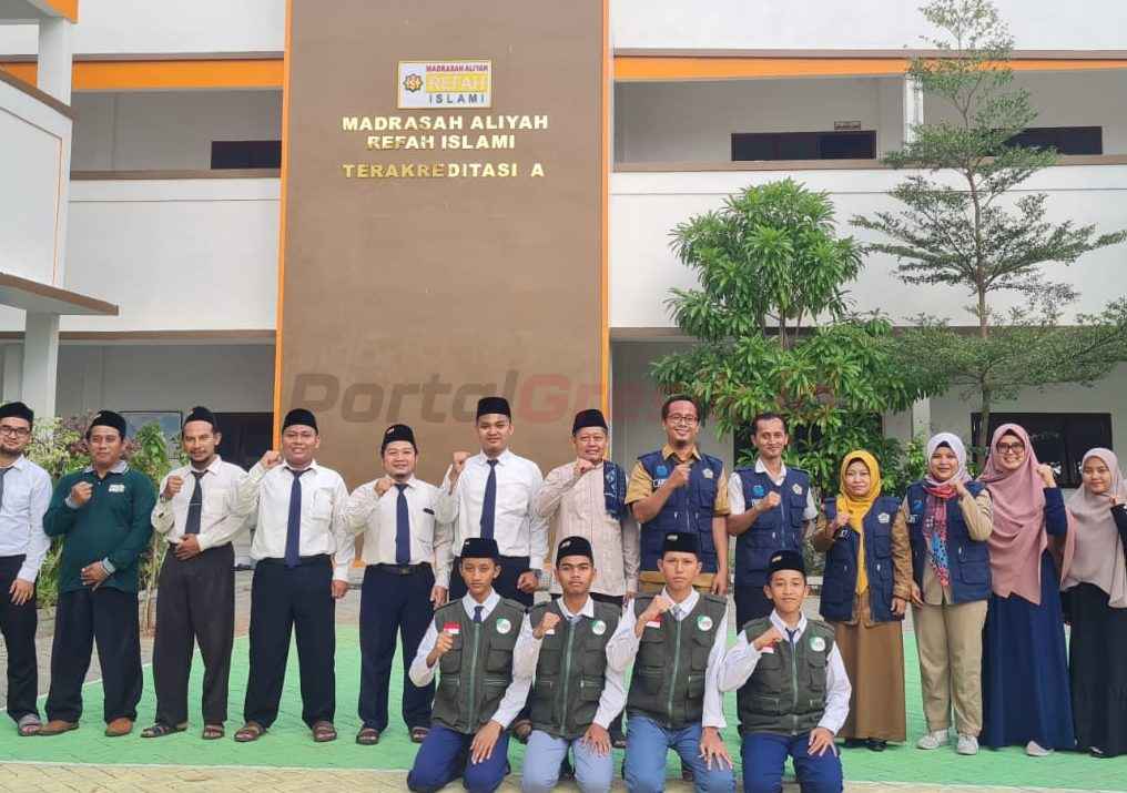 Pembinaan Calon Sekolah Adiwiyata Tingkat Provinsi (CSAP) Tahun 2025 untuk MTs dan MA Refah Islami, Rabu (15/1/2025).