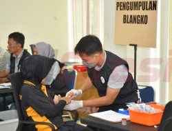 Menjaga Kesehatan Personel, Polres Gresik Gelar Pemeriksaan Kesehatan Secara Berkala